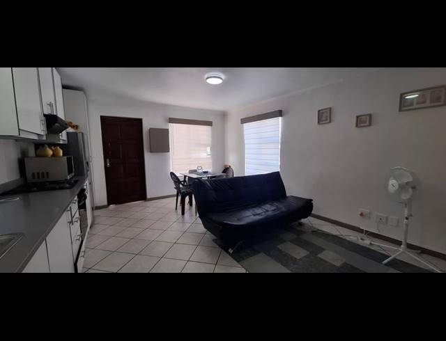 1 BEDROOM APARTMENT FOR SALE IN STRAND CENTRAL